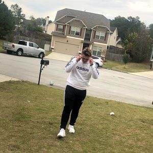 Meet your Posher, Bryson